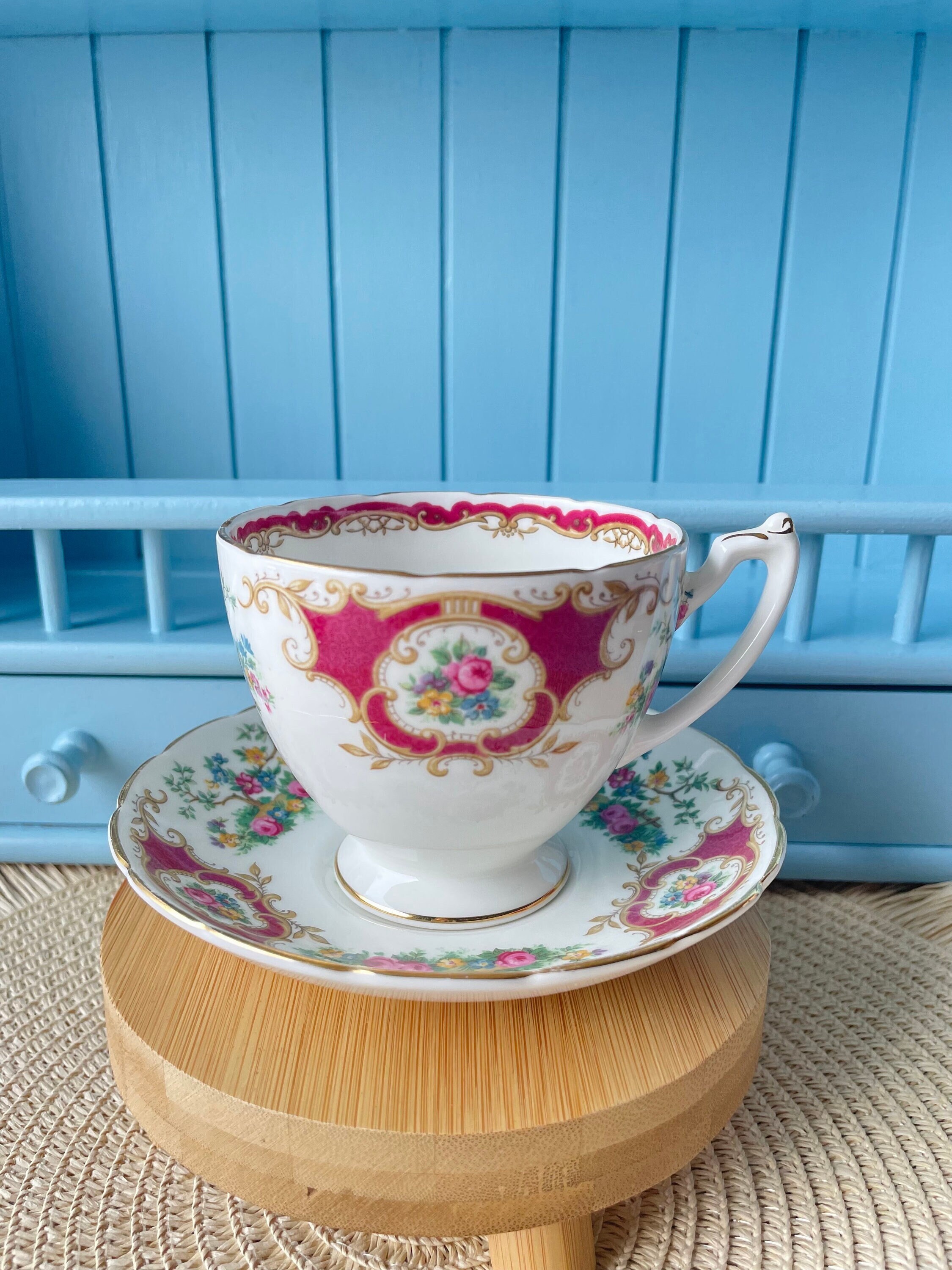 Royal albert Cup and Saucer Symphony series (DEB) Royal albert Cup and Saucer Symphony series (DEB)