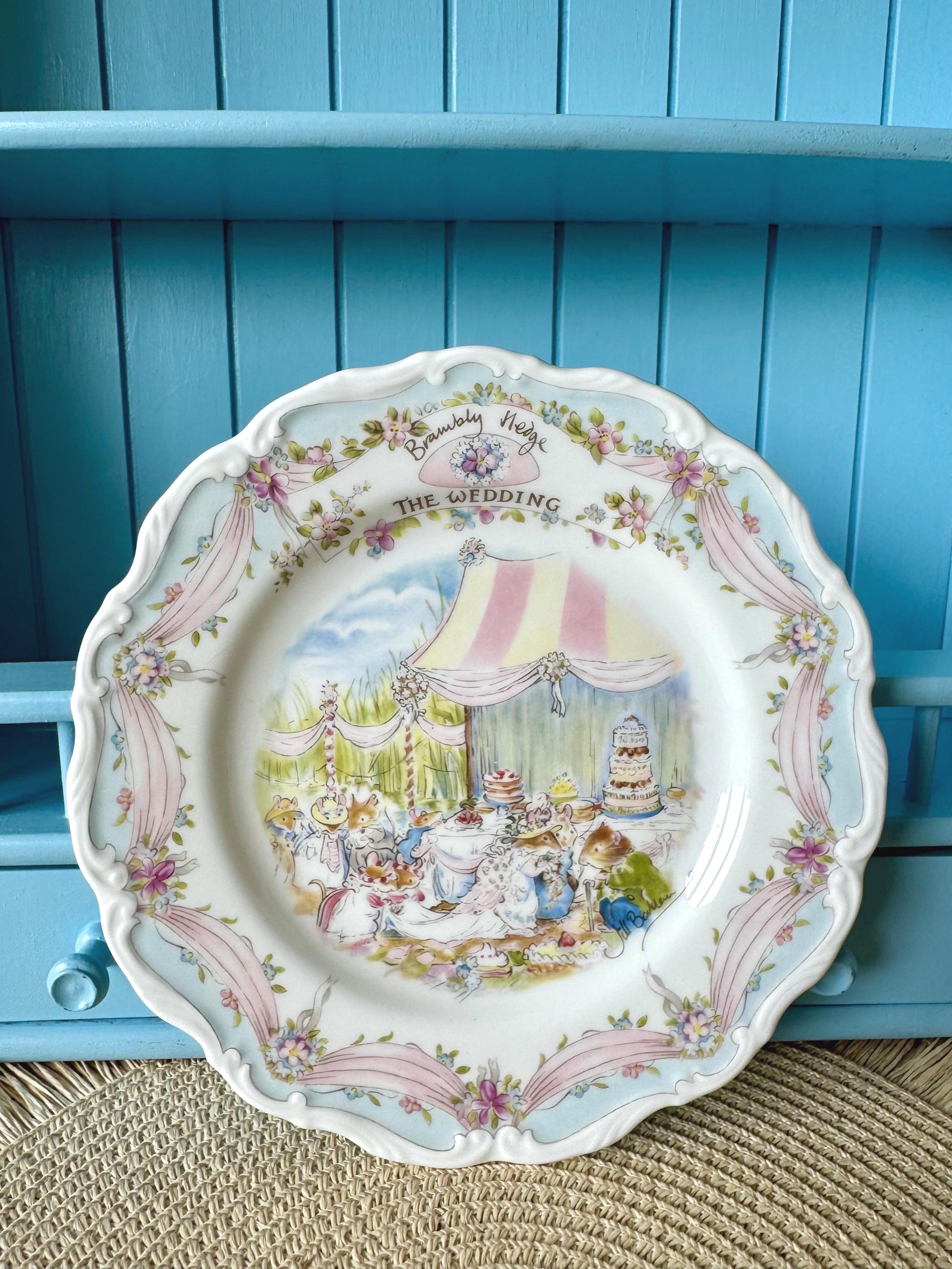 ロイヤルドルトン　Brambley Hedge THE WEDDING ２点 il_fullxfull.6832339537_kxkd.jpg
