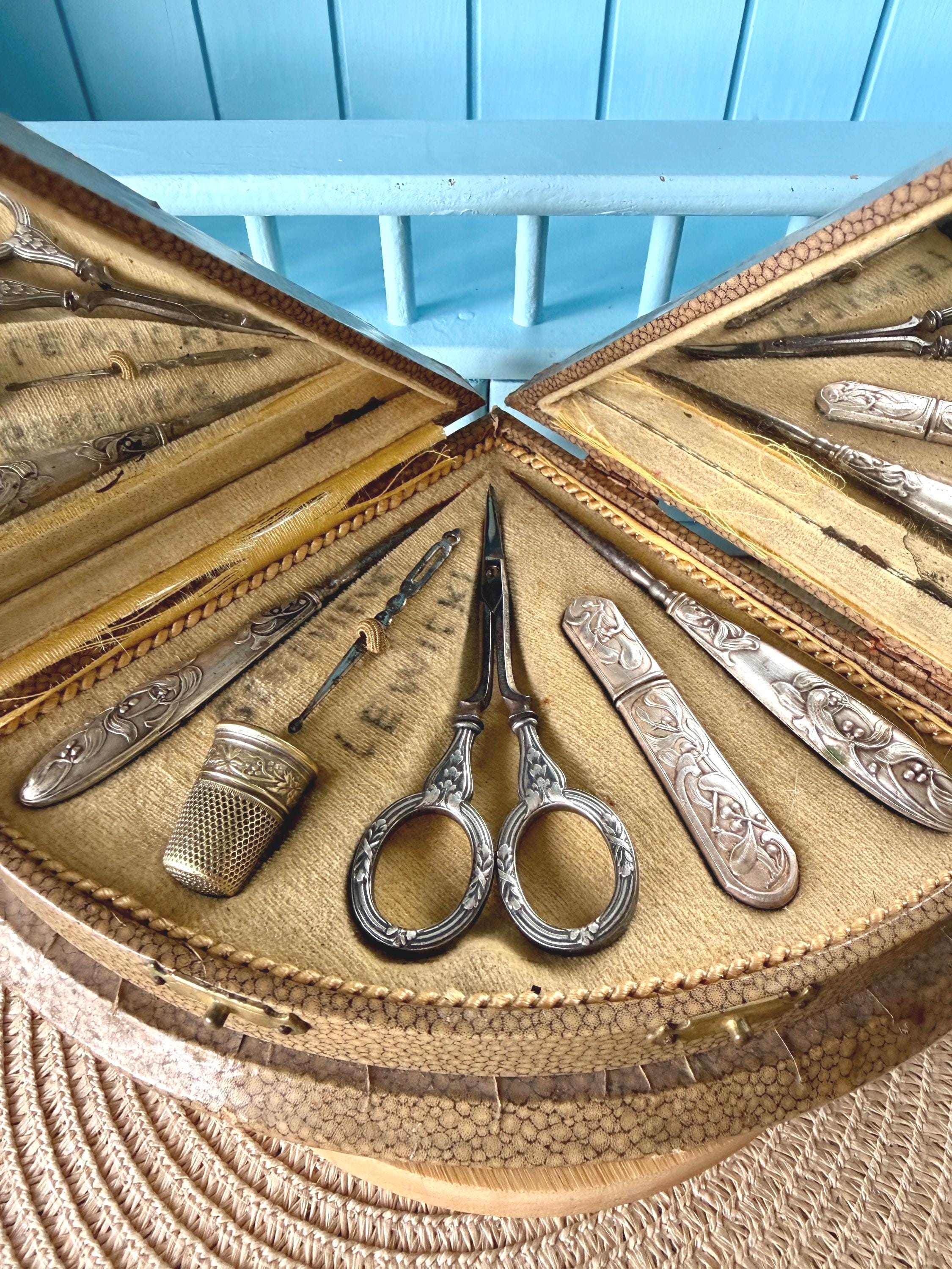 Vintage sewing thread drawers - Etsy 日本