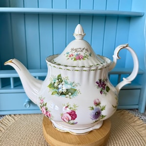 Royal Albert Flower of the Month Teapot: England Bone China Collector&#39;s Piece