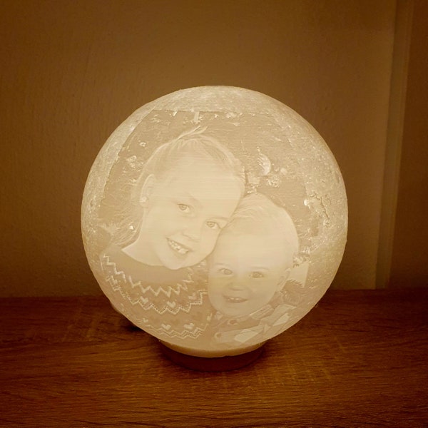 Lampe photo lune personnalisée avec socle et LED