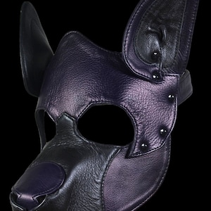 Maschera da cucciolo di cane fatta a mano in pelle, gioco di ruolo per cosplay, viola, in pelle color due toni