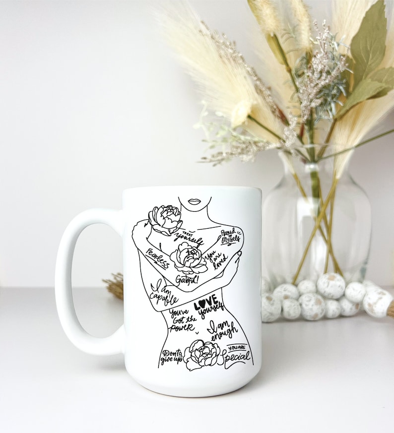 Taza de salud mental, taza de amor propio, regalo para ella, taza de afirmación diaria, taza motivacional, taza de palabras de afirmación, taza de café I am Woman imagen 1