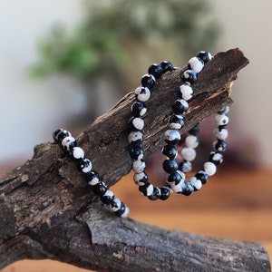 Black Orca Agate Bracelet: 8MM Dark Blue Black Crystal Beads with White Agate Bubbles & Orbs | Some Banding | Great gift ot offer strength