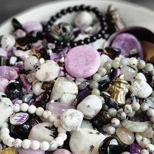 Spooky Crystal Confetti Scoop: Witchy Mystery Mix with Skulls & Bracelets