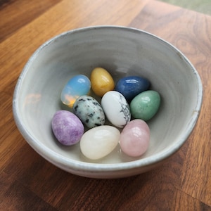 Crystal Easter Eggs: Mini Pastel Stones for Spring Decor