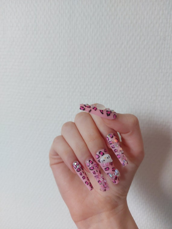 Hello Kitty Nails With Cheetah Print