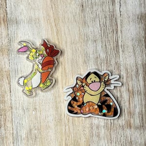Centro de lazo para el pelo acrílico con forma de Tigger de Winnie the Pooh de Disney, llavero y adorno para álbum de recortes
