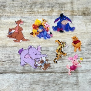 Conjunto completo de resina planar com parte traseira plana do Ursinho Pooh | BRILHO | Leitão, Tigrão, Bisonho | Laço de cabelo, chaveiro, enfeite de álbum de recortes