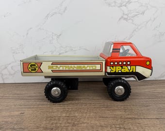 Vintage Ural 5567 Tin Dump Truck, USSR Toy, Collectible Ornament