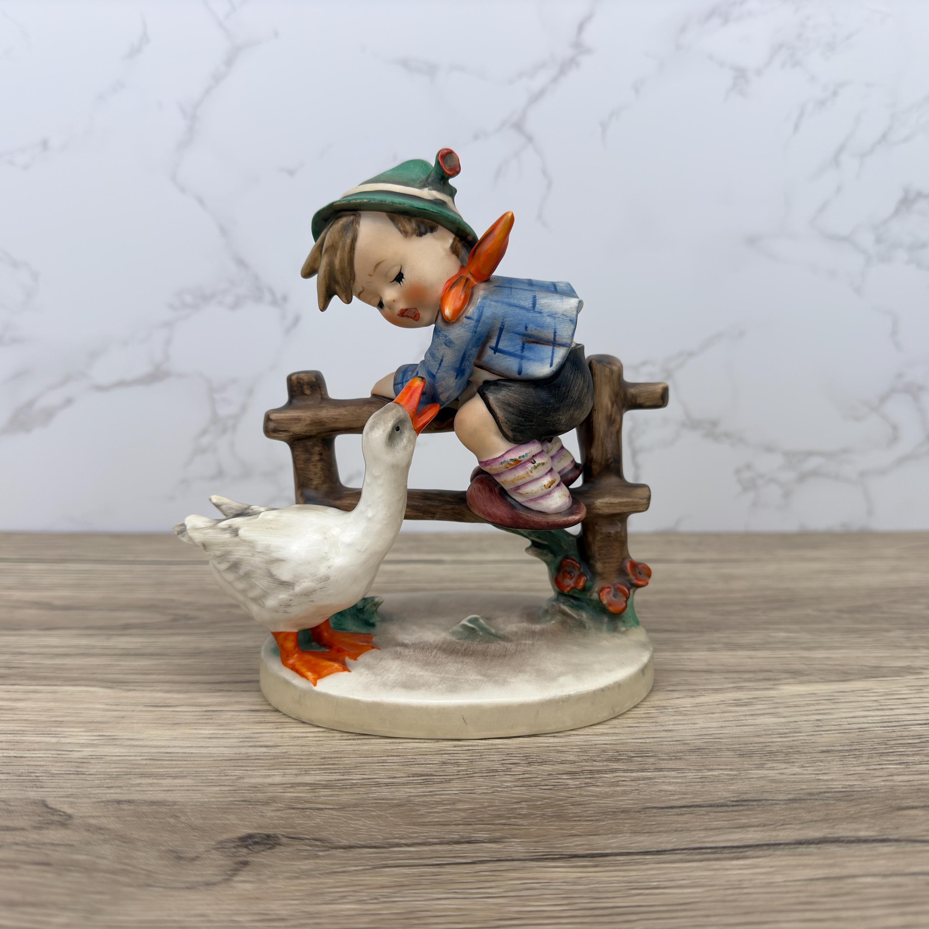 Hummel MI Hummel フィギュア ボタニスト 4 1/4インチ Hummel MI Hummel フィギュア ボタニスト 4 1/4インチ