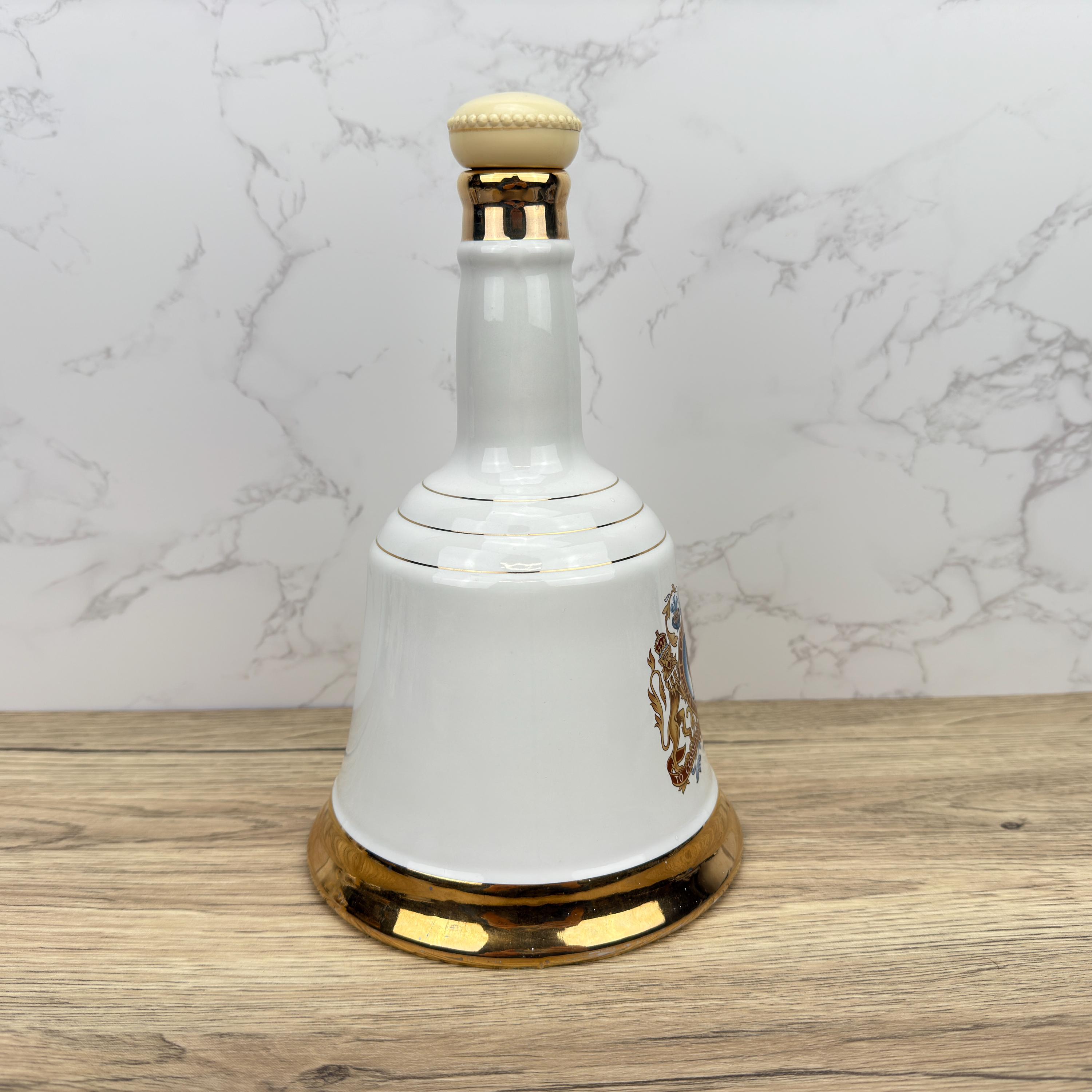 Vintage WADE Bell's Prince Charles & Lady Diana Spencer 1981