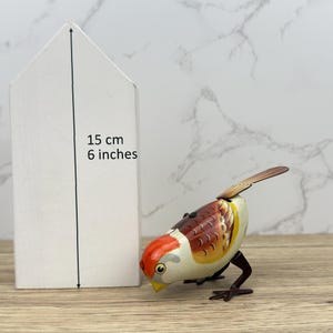 Vintage Wind-up/Clockwork Sparrow Boxed, Old Stock, Made in China, Collection Functional Tin Mechanical Bird MS568 Collectors Ornaments