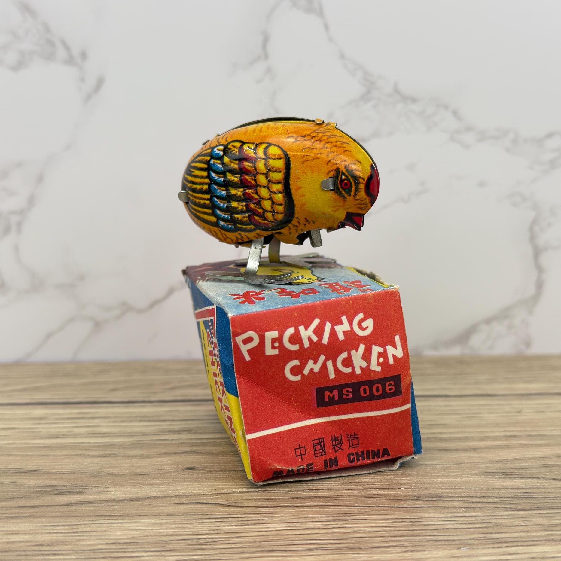 Vintage Pecking Chicken Wind up Tin Toy China MS006 With Box