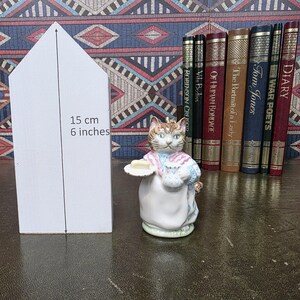 Royal Albert Mrs. Ribby Figur, Beatrix Potter Katze, englische Keramik-Sammlerfigur, 1989 F Warne