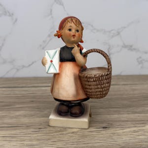 1970s Vintage Goebel Hummel Figurine, Meditation 13/2/0, W. Germany Porcelain Figurine, Charming Goebel Figurine, Small Girl Figurine
