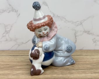 Collectable Vintage Lladro Pierrot Figurine With Puppy And Ball, 05278, Lladro Clown (Pierro) with Puppy And Ball Figurine, Retired Figurine
