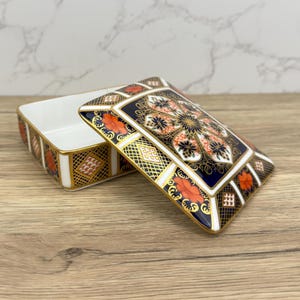 Royal Crown Derby OLD IMARI Lidded Trinket Box, Porcelain Collectible Antique Cigarette Box, Collectors Ceramic Home Decoration