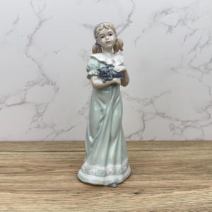 おすすめプライズ｜株式会社タイトー Nao girl flowers - Etsy 日本 置物