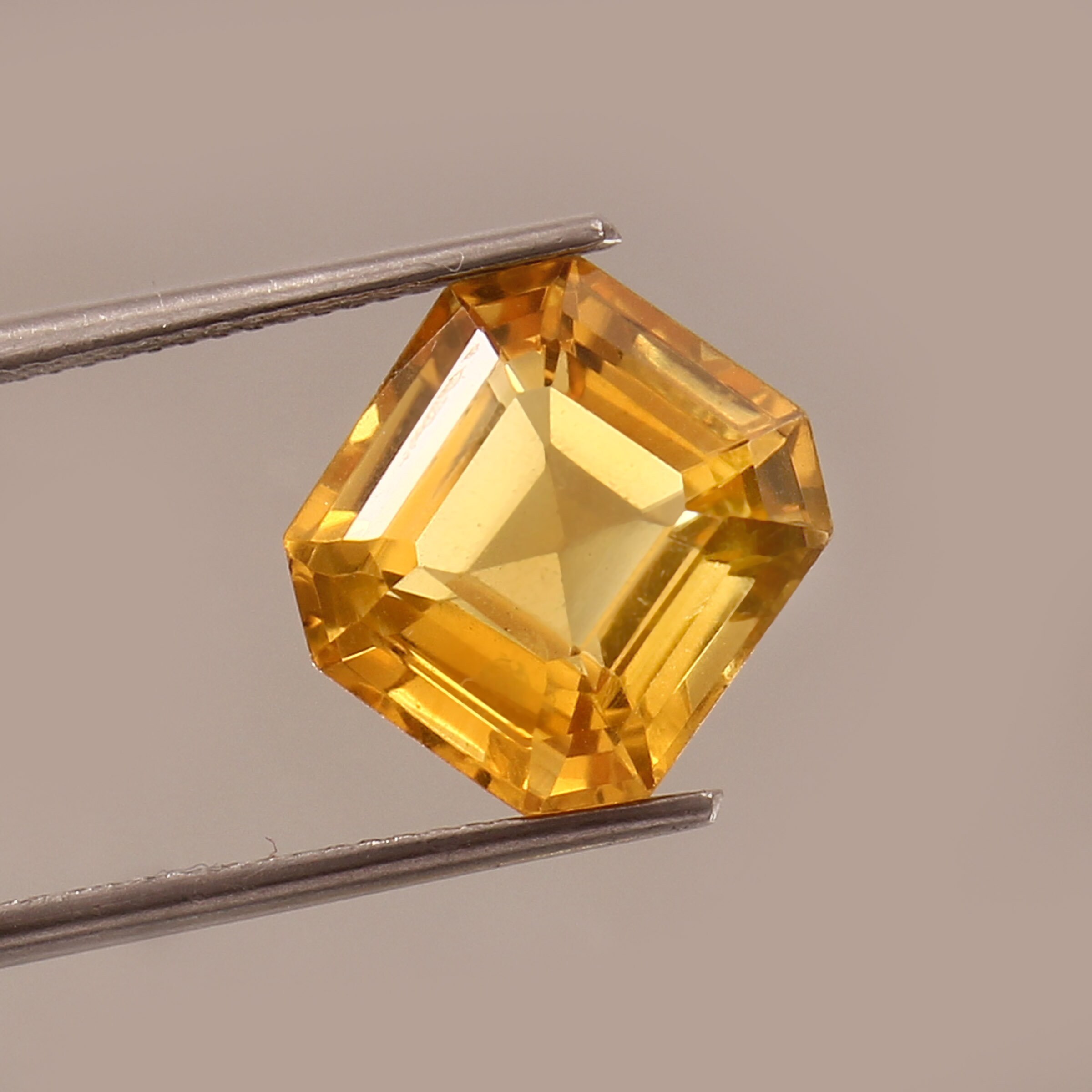 5.95 Ct Yellow Topaz Square Shape 11x11x7mm VVS Clarity Loose Gemstone ...