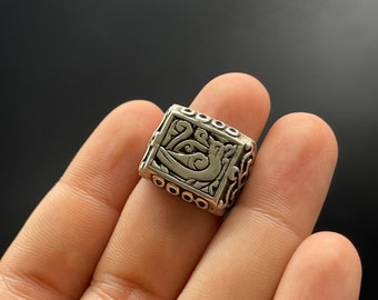 Mycket vacker vintage handgjord afghansk Kuchi massivt silverring graverad fågel