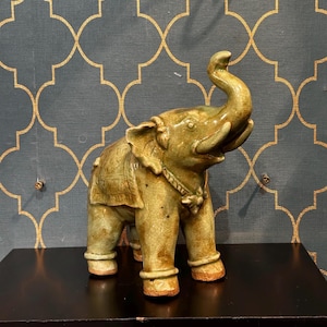 Very Gorgeous Green Colour Buddhist Elephant Green Ceramic Hand Made From Khamer Royal Elephant Art Deco Home Decoration