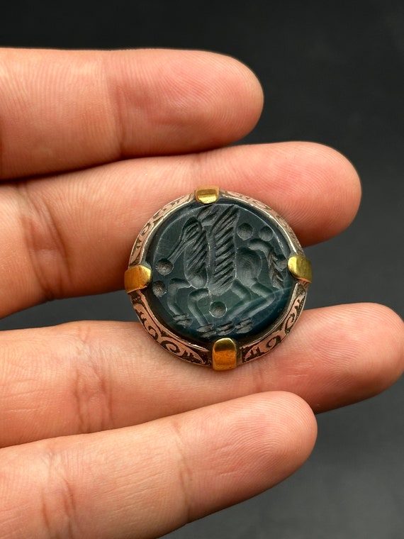 Unique Solid Silver Ring With Green Agate Carved … - image 3