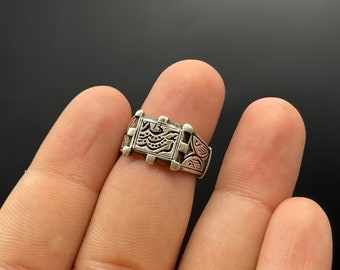 Vacker vintage handgjord afghansk Kuchi-ring graverad på massiv silverring