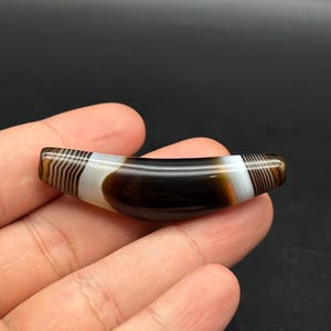 Gorgeous Old Ancient Himalayan Indo Tibetan Agate Bead Old Antique Bead Pendant Amulet Agate Bead, Old Beads