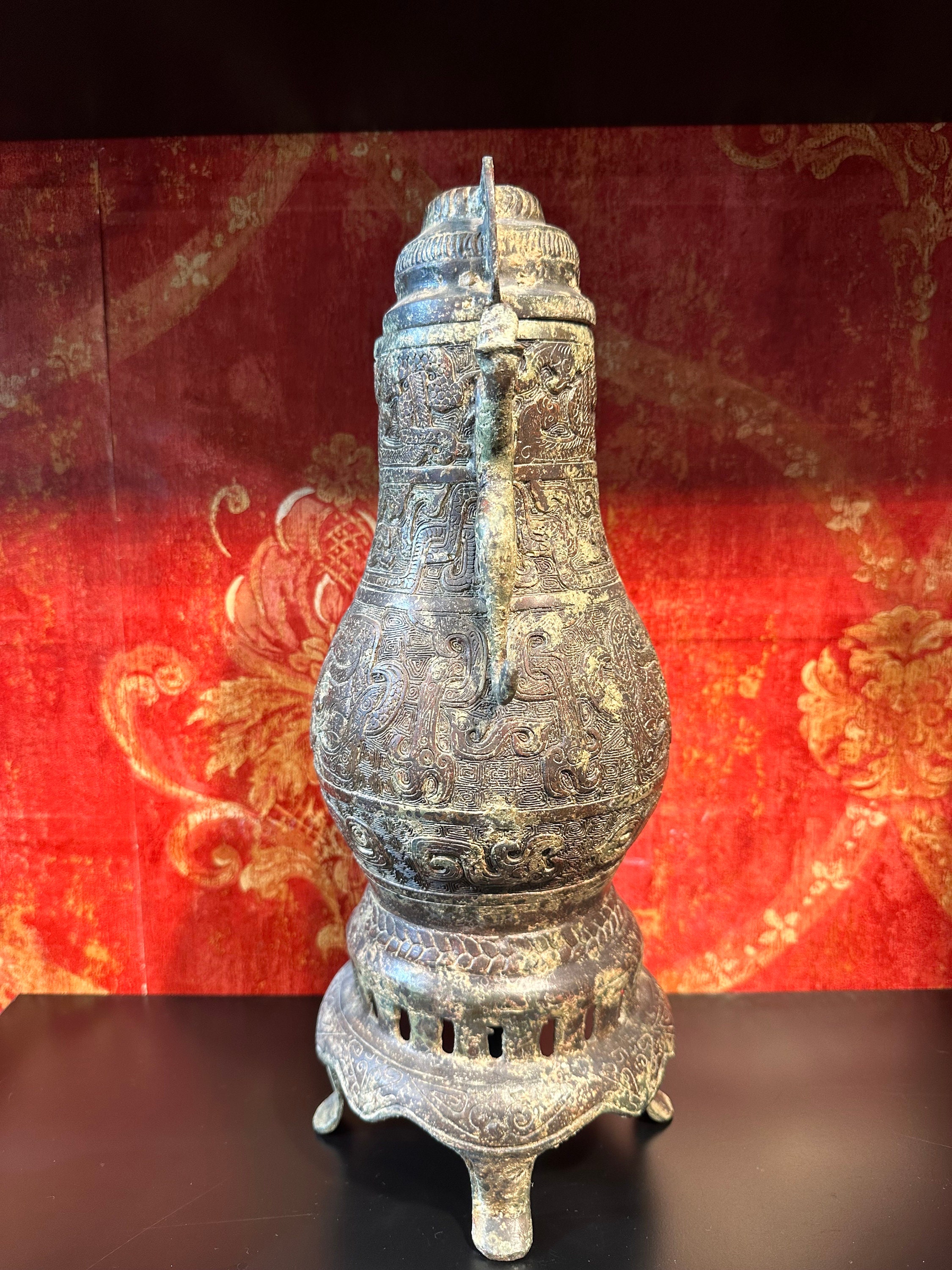 側面に2匹の龍が描かれた古代中国の青銅装飾、アート装飾、 - Etsy 日本