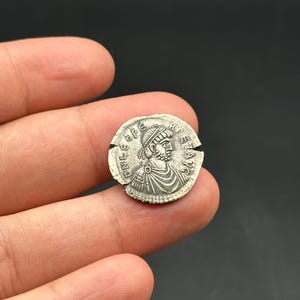 Antica moneta da collezione in argento romano Siliqua dell&#39;imperatore Onorio Milano, moneta da collezione, monete romane in argento antico,