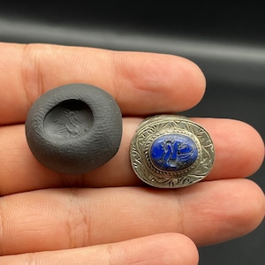 Old Afghani Tradition Lapis Lazuli Carved Bird Animal On Silver Ring