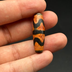 Old Ancient Tibetan Himalayan Chong Dzi Spiritual Amulet Agate Bead, Old Beads