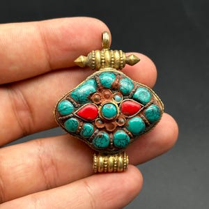 Old Tibetan Copper Gold Gilt Plated Turquoise Gems Temple Box Statue Pendant Amulet, Double Dorje Ghau Pendant