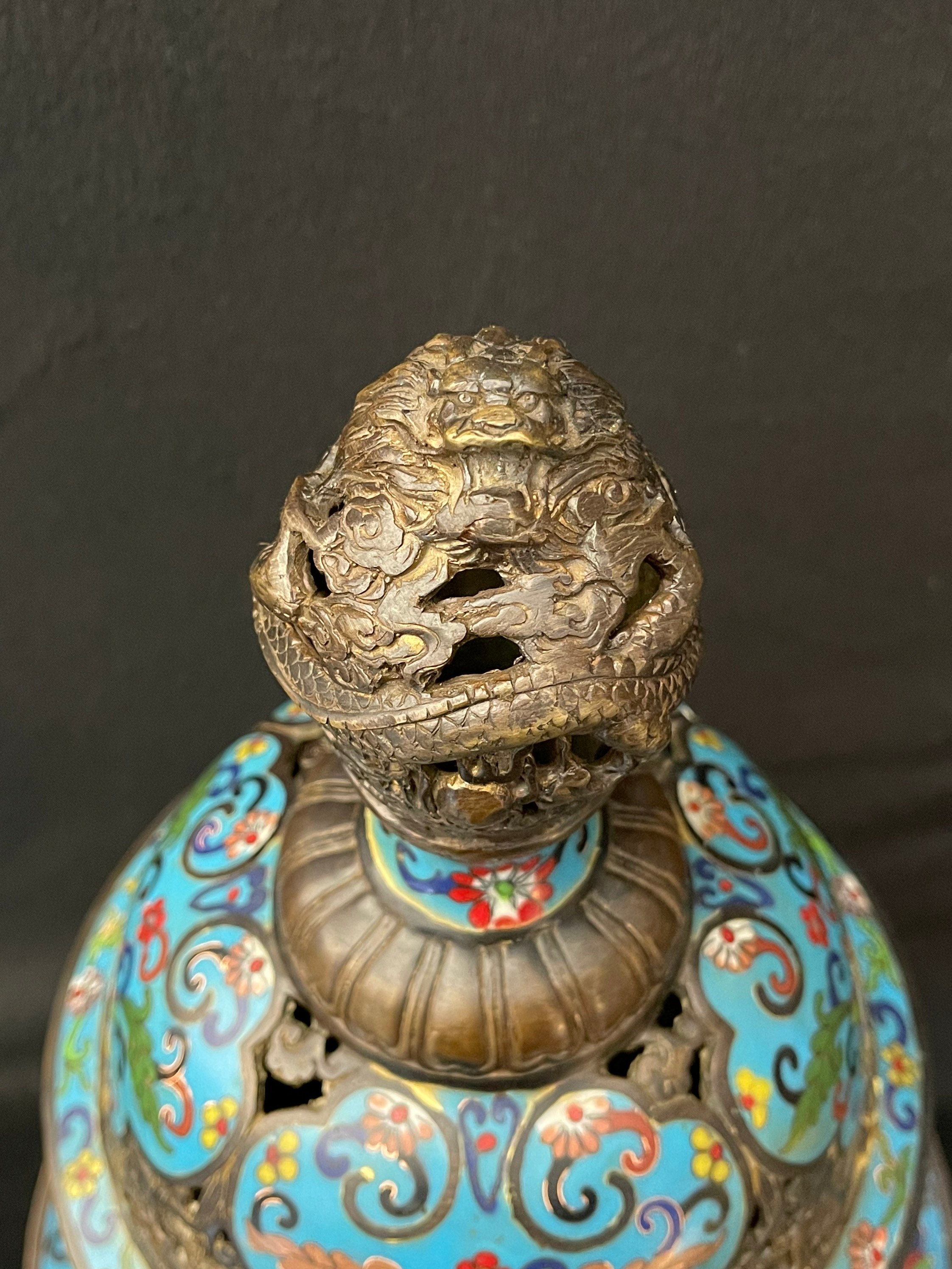 19世紀アンティークの中国皇帝用香炉（ペア）七宝焼き、ブロンズと底に