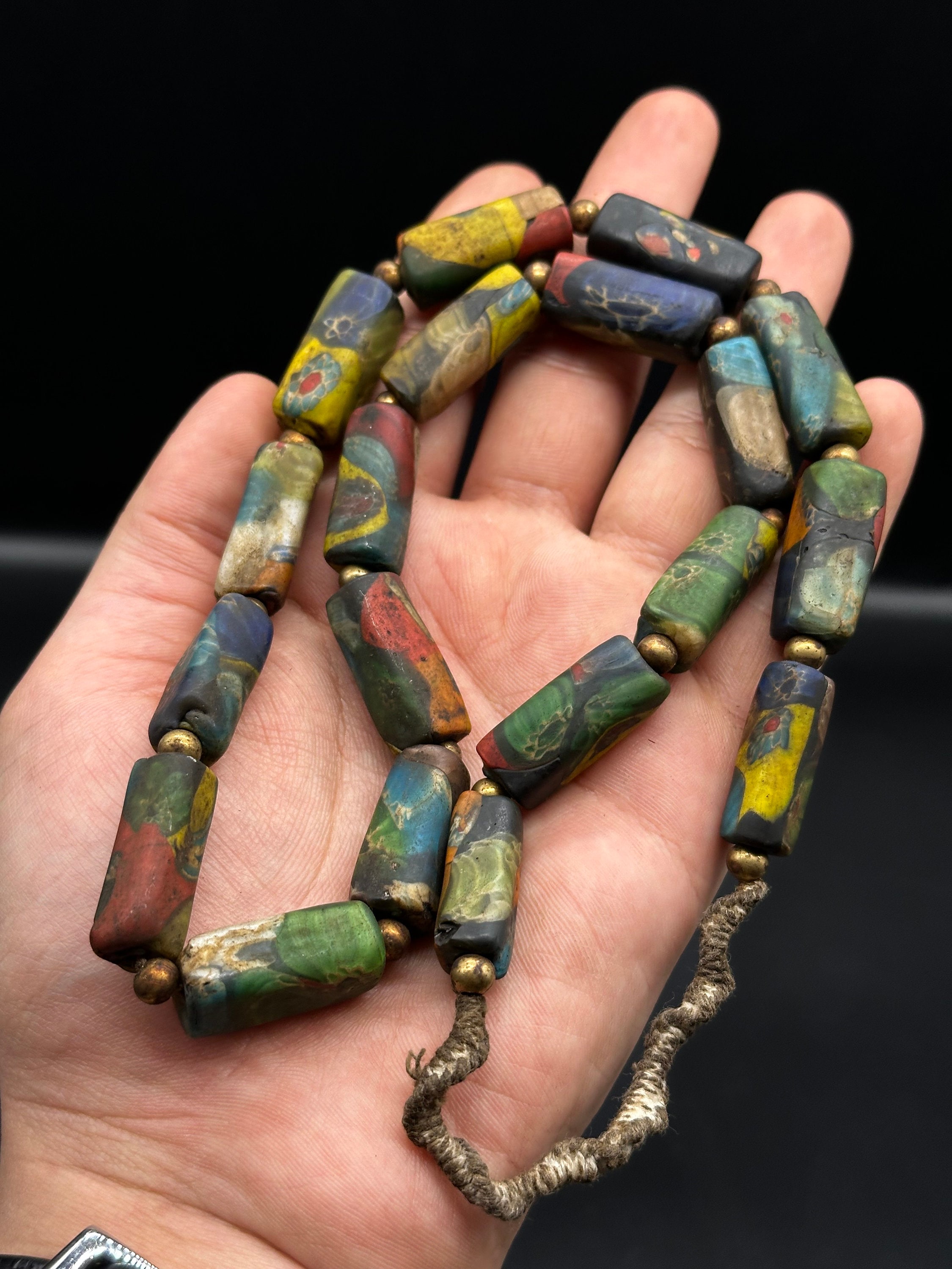 Gorgeous Old African Trade Glass Beads Necklace Canada