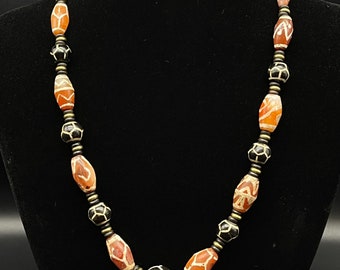 Amazing Old Ancient Burmes Pyu Etched Beads Agate Red/White, Black/White Beads Necklace With Natural Green Turquoise Old Beads Top Quality