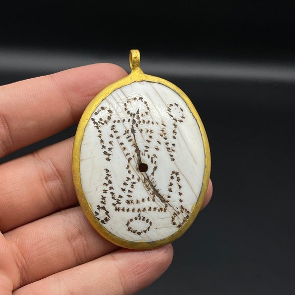 Unique Nagaland Shell Pendant With Gold Paint