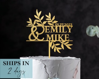 Topper de gâteau de mariage floral de noms de couple, dessus de gâteau personnalisés pour le mariage, personnalisé Mr & Mrs Cake Topper, Topper en bois, Topper de gâteau d'or