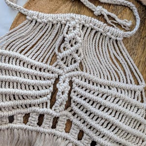 Macrame top, crop top, boho crop top, beach top, festival summer, festival outfit, backless top, crop top, handmade