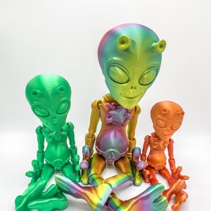 Alien / Articulated / Flexi Factory / 3D Printed / Movable / Fidget