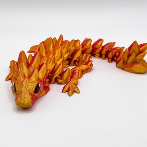 Get Your Fidget On mit diesem entzückenden 3D gedruckten Edelstein Baby Drachen - beweglich und kostbar!