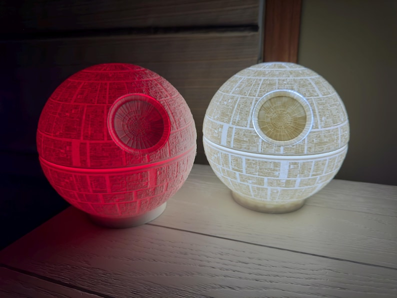 Ilumina tu espacio con una lámpara Estrella de la Muerte impresa en 3D: ¡perfecta para los fanáticos de Star Wars!