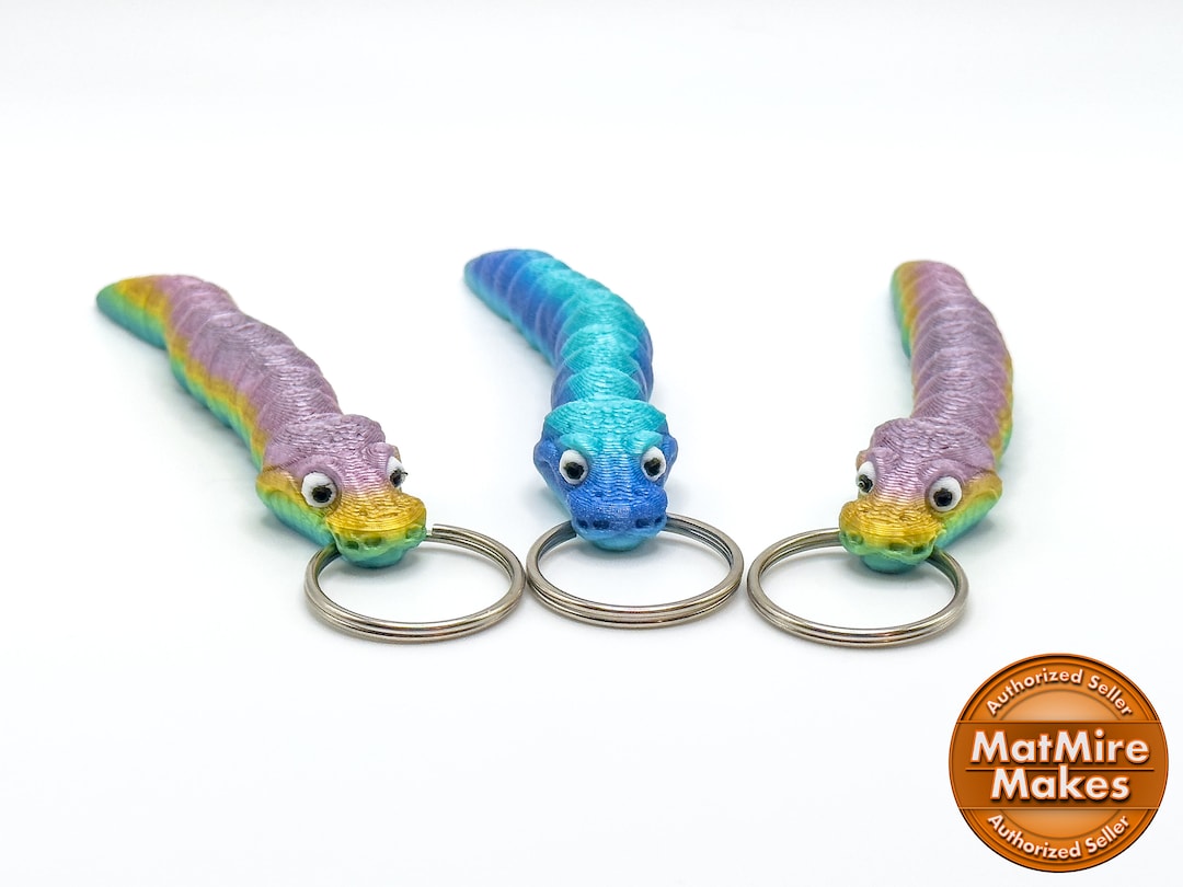 Baby Ball Python Articulating Keychain / Matmire_makes / 3D Printed / Fidget / Toy / Perfect
