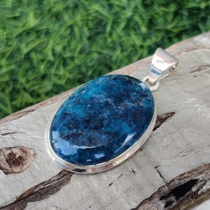 Colgante de apatita, colgante de plata de ley 925, apatita azul, colgante de piedra preciosa redonda para regalo, colgante de plata hecho a mano, colgante de plata,