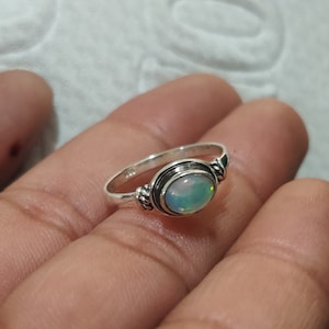 Anillo de ópalo etíope: plata de ley 925, anillo hecho a mano, regalo.