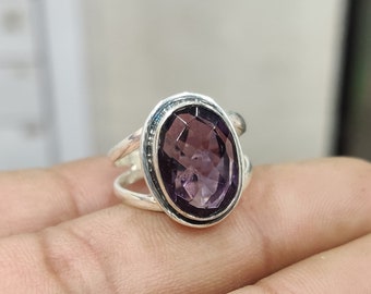 Handmade Oval Amethyst Ring: 925 Sterling Silver Band