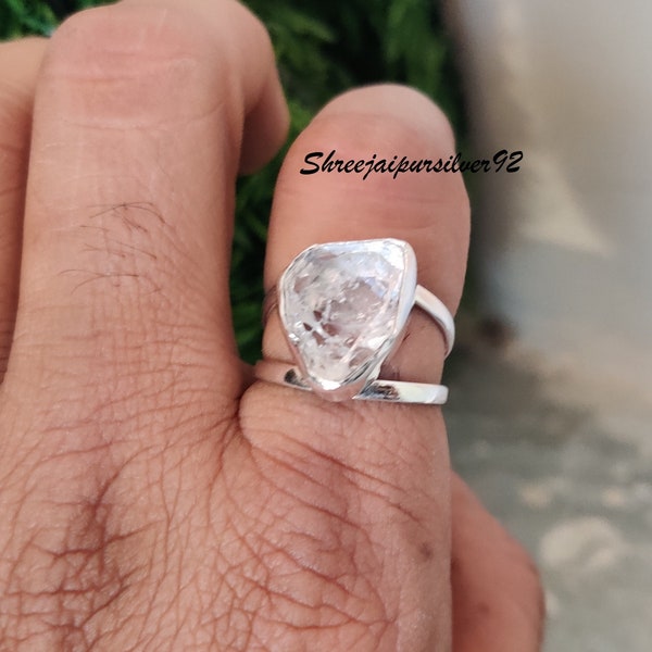 Natural Raw Herkimer Diamond Ring, Rough Stone Ring, Herkimer Ring, Crystal Ring, 925 Sterling Silver Ring, Dainty Ring, Hammered Ring******