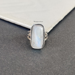 Regnbågsmånstensring, 925 sterlingsilverring: Handgjorda rektangulära ädelstenssmycken