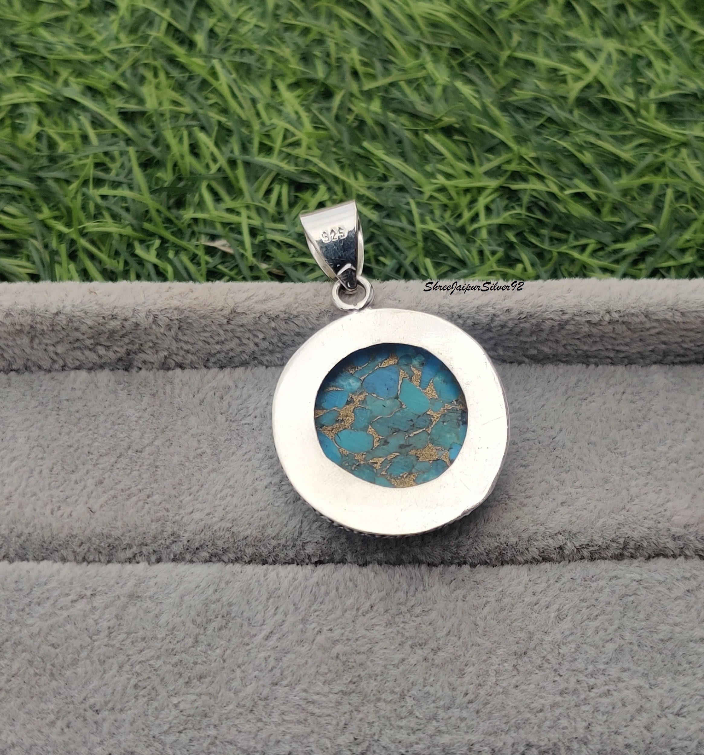 Ciondolo in argento sterling con turchese blu rame: pietra preziosa ovale, fatto a mano - Italia Ciondolo in argento sterling con turchese blu rame: pietra preziosa ovale, fatto a mano - Italia